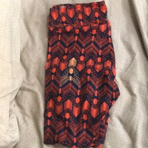 TC LuLaRoe leggings!!